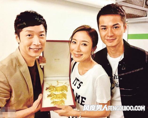 罗仲谦杨怡大婚好友送大礼 罗仲谦杨怡大婚好友送大礼