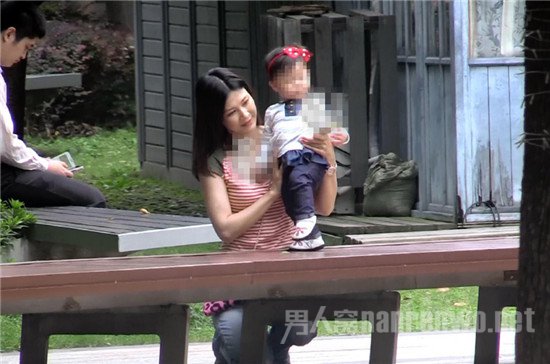 童蕾和女儿 童蕾和女儿